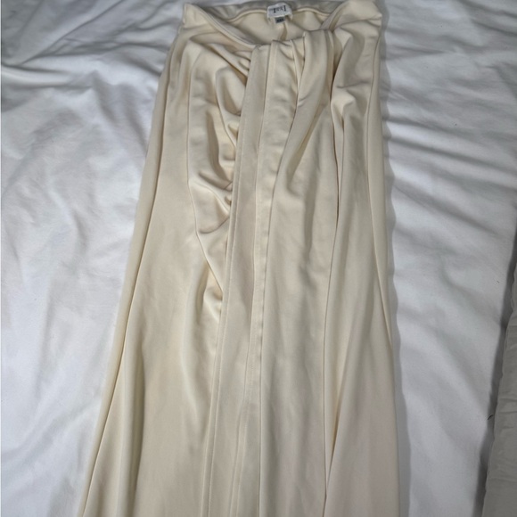 HELSA- XXS -matte jersey long wrap skirt- ivory. - Picture 7 of 8